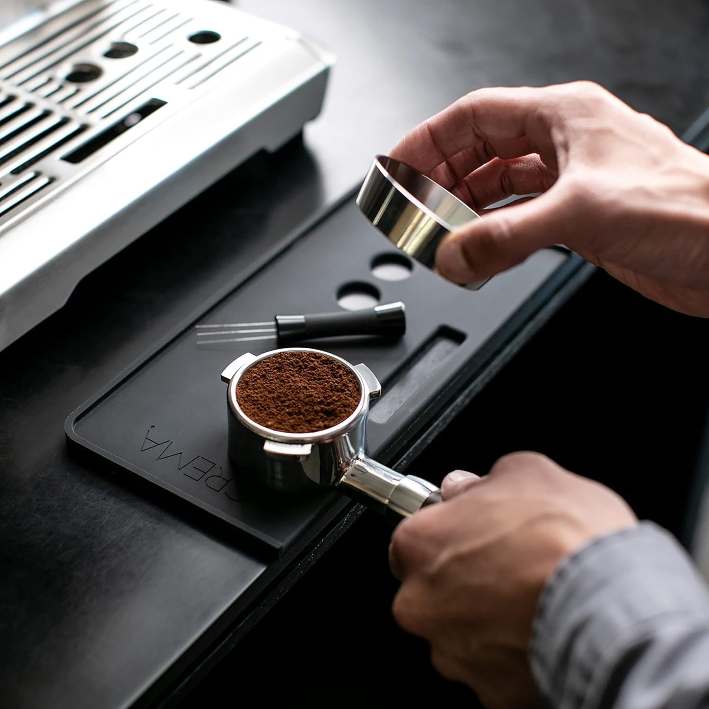 Crema WDT Tool in White/Black/Silver