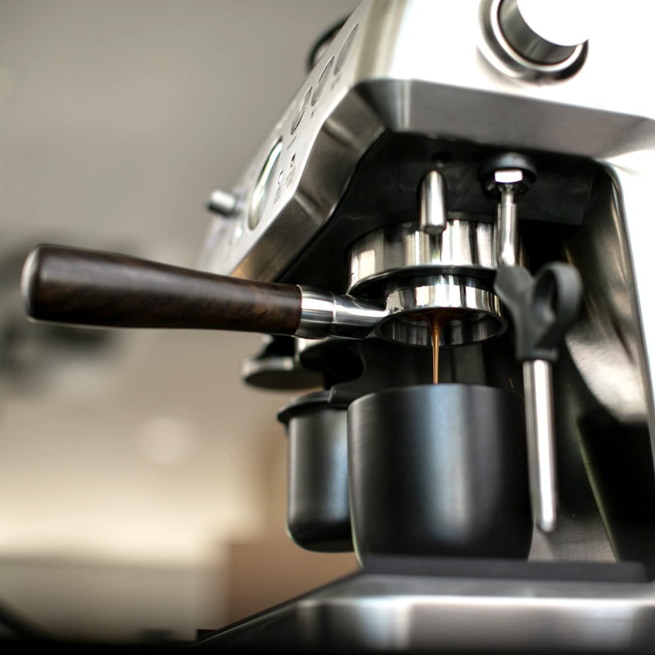 Crema WDT Tool in White/Black/Silver